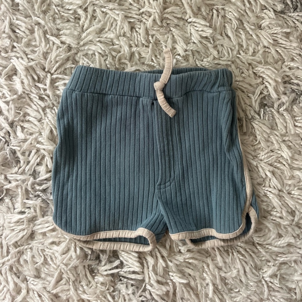 Kate Quinn shorts
